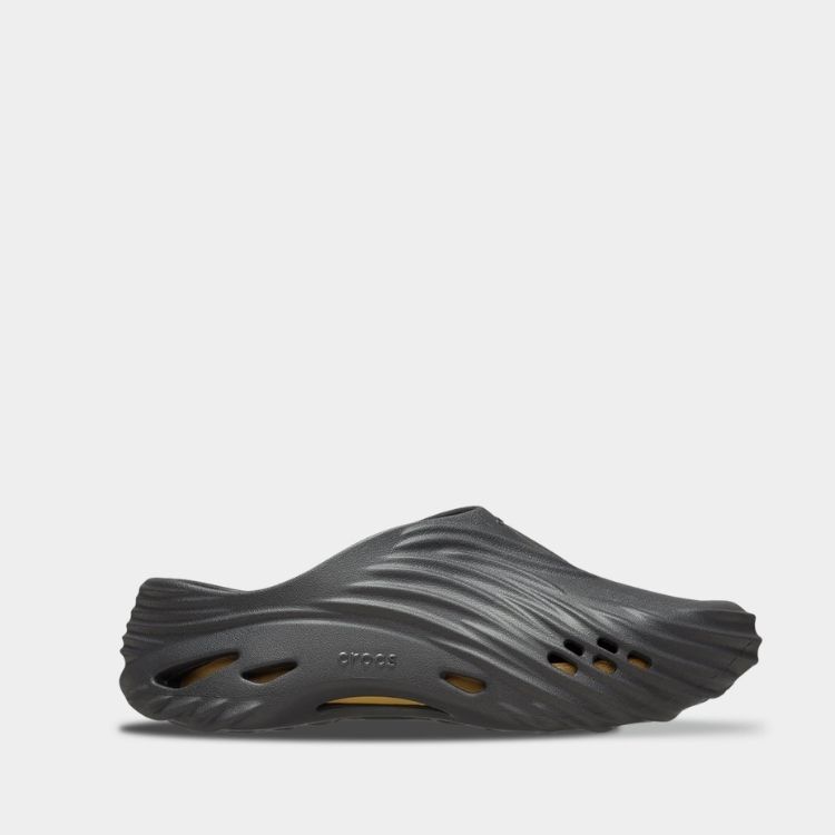 Crocs_Echo_Wave_Clog_Black_1.jpg